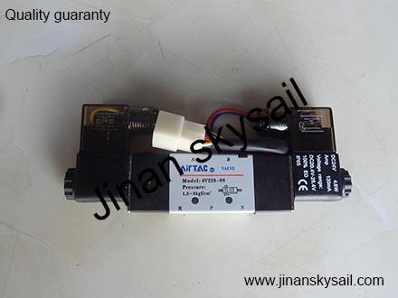 61T32-08505 Higer Door pump solenoid val